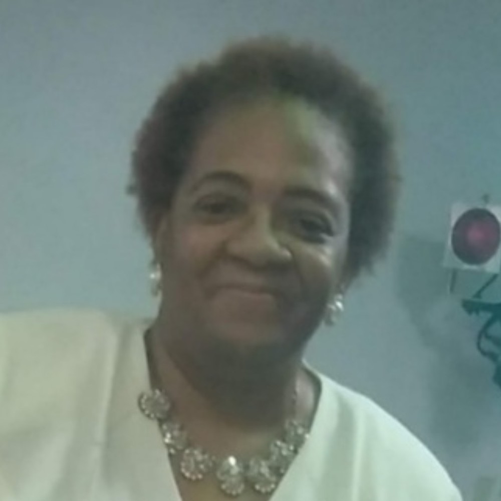 Meet your Posher, Valerie